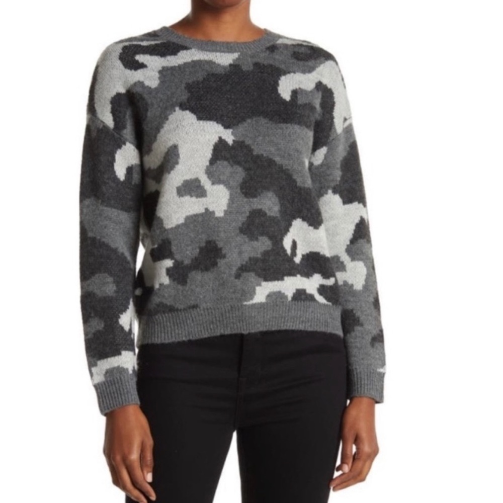 NWT Lucky Brand Gray Camo Crew Neck Sweater